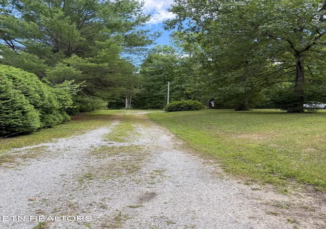 Homes for sale in Crossville, TN | 102 Skyline Court, Crossville, TN 38572 | MLS# 3250935