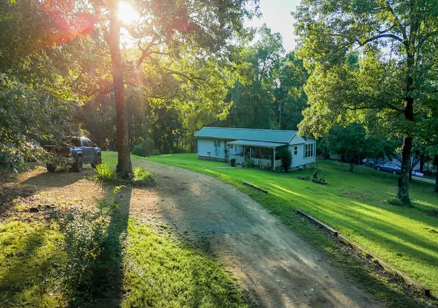 Homes for sale in Hohenwald, TN | 141 Zimmerman St, Hohenwald, TN 38462 | MLS# 3250968