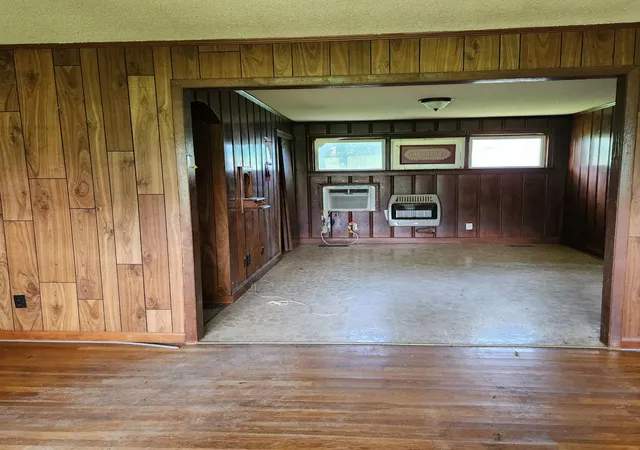 Homes for sale in Saint Joseph, TN | 1202 North Main St, Saint Joseph, TN 38481 | MLS# 3251326