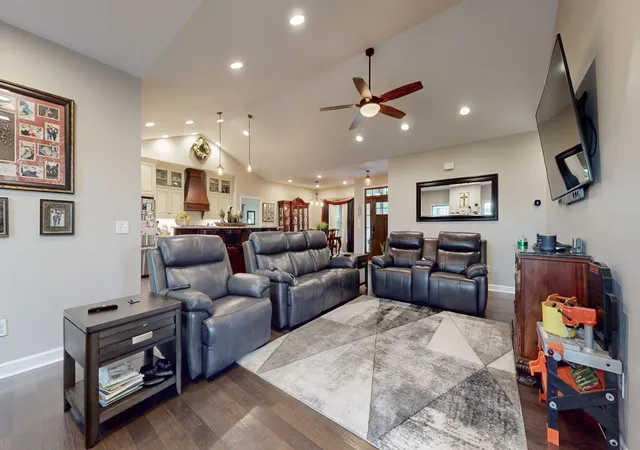 Photo 3 of Single family home for sale at 1318 Old Seminary Rd, Manchester, TN 37355 | MLS# 3251191 | Listing updated on 2026-07-20