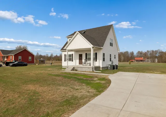Homes for sale in Bethpage, TN | 137 Mount Vernon Church Rd, Bethpage, TN 37022 | MLS# 3260460