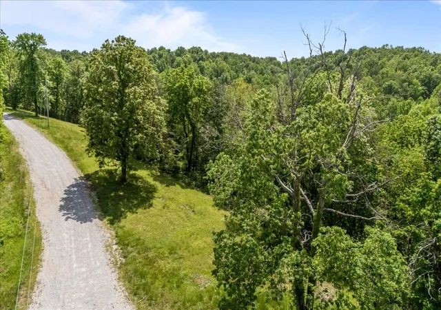 Homes for sale in Waverly, TN | 211 Minnow Rd, Waverly, TN 37185 | MLS# 3250982