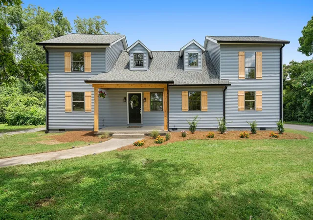 1st image of 698 Chambers St, Gallatin, TN 37066 | MLS# 3287589