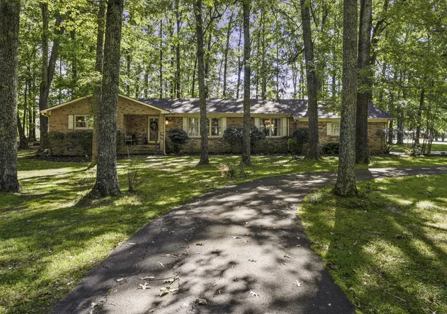 Photo 1 of Single family home for sale at 213 Regwood Dr, Tullahoma, TN 37388 | MLS# 3529022 | Listing updated on 2026-08-30
