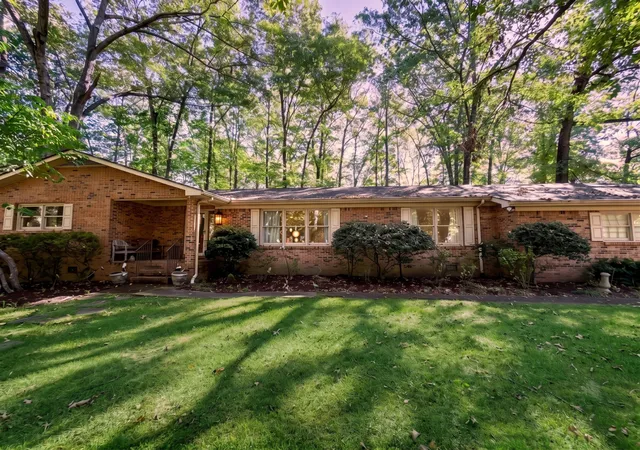 Photo 3 of Single family home for sale at 213 Regwood Dr, Tullahoma, TN 37388 | MLS# 3529022 | Listing updated on 2026-10-09