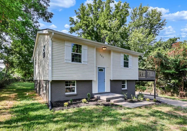 1st image of 132 Plantation Dr, Clarksville, TN 37042 | MLS# 3251055