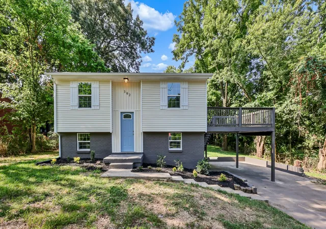 3rd image of 132 Plantation Dr, Clarksville, TN 37042 | MLS# 3251055