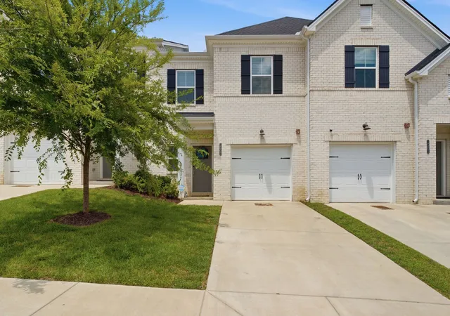 Homes for sale in Gallatin, TN | 204 Douglas Bend Rd #1502, Gallatin, TN 37066 | MLS# 3251047
