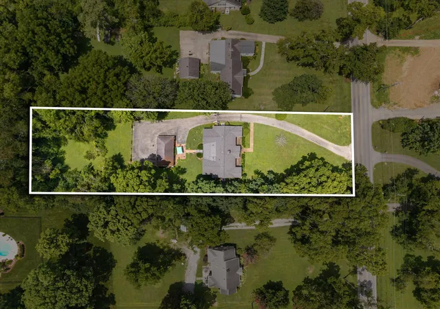 Photo 2 of Sale Pending at 923 Battery Ln, Nashville, TN 37220 | MLS# 3262916 | Listing updated on 2026-08-20