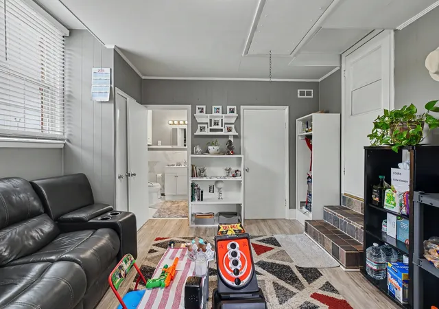 Photo 4 of Single family home for sale at 2306 Thomas Ave, Columbia, TN 38401 | MLS# 3251883 | Listing updated on 2026-08-20