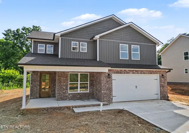 Photo 2 of Single family home for sale at 5323 Arza Ln, Knoxville, TN 37918 | MLS# 3604112 | Listing updated on 2026-10-01