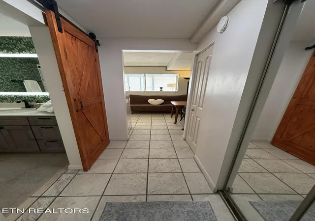 Photo 3 of Condo for sale at 1700 Clinch Ave #411, Knoxville, TN 37916 | MLS# 3528397 | Listing updated on 2026-09-02