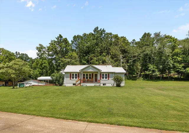 Homes for sale in Centerville, TN | 2035 Skyview Dr, Centerville, TN 37033 | MLS# 3251154