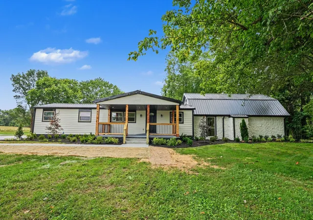 Photo 3 of Manufactured home for sale at 305 Martha Leeville Rd, Lebanon, TN 37090 | MLS# 3251572 | Listing updated on 2026-09-29
