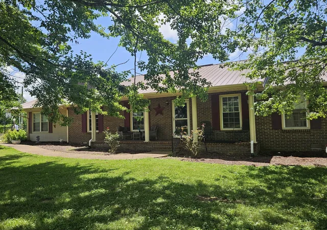 Homes for sale in Portland, TN | 307 S Leath Rd, Portland, TN 37148 | MLS# 3251844