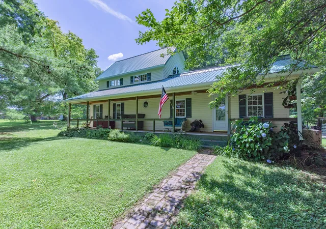 1st image of 824 Dry Creek Rd, Goodlettsville, TN 37072 | MLS# 3272139