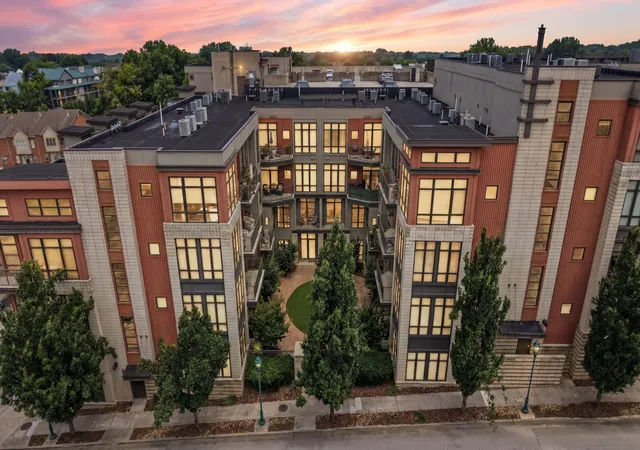2nd image of 129 Walnut Street #Unit 022, Chattanooga, TN 37403 | MLS# 3515355