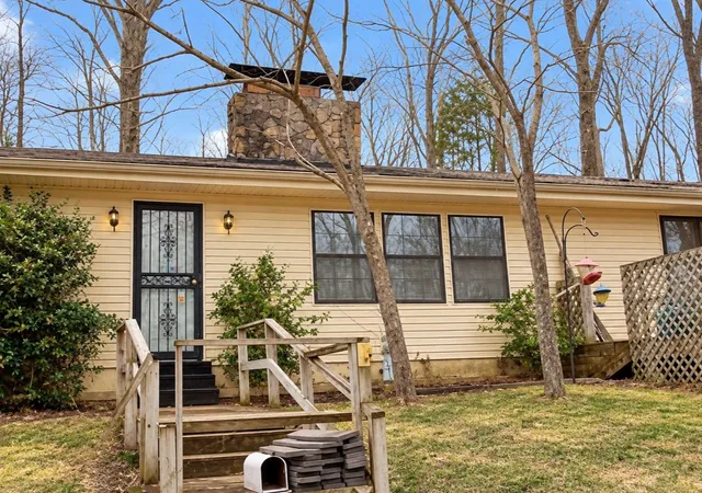 Photo 1 of Single family home for sale at 61 Bluebell Ln, Camden, TN 38320 | MLS# 3598035 | Listing updated on 2026-09-24