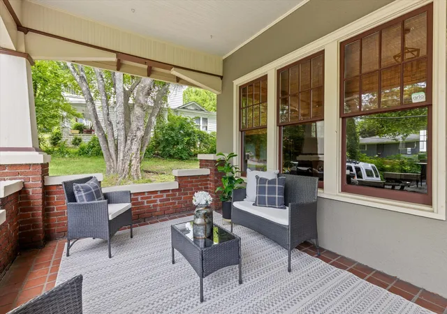 Photo 2 of Single family home for sale at 1029 East 5th St, Chattanooga, TN 37403 | MLS# 3251327 | Listing updated on 2026-06-27
