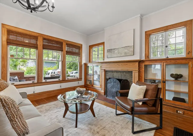 Photo 4 of Single family home for sale at 1029 East 5th St, Chattanooga, TN 37403 | MLS# 3251327 | Listing updated on 2026-06-27