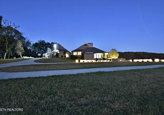 Photo 4 of Single family home for sale at 651 Cliff Top Rd, Blaine, TN 37709 | MLS# 3544523 | Listing updated on 2026-09-30