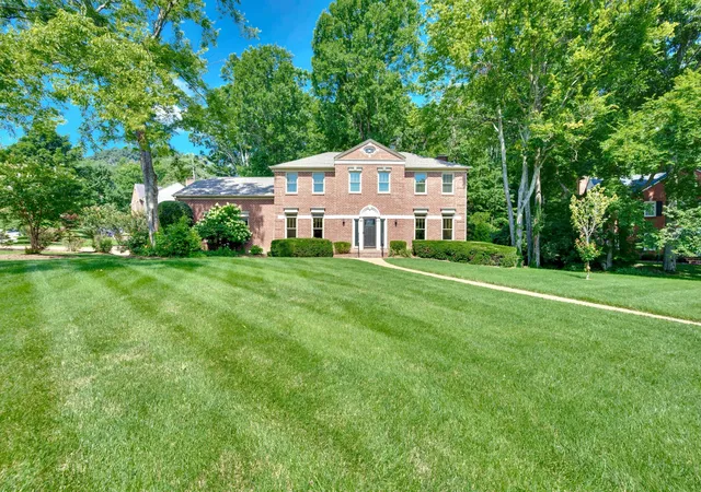 Homes for sale in Brentwood, TN | 1074 Highland Rd, Brentwood, TN 37027 | MLS# 3251472