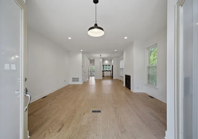 Photo 3 of Townhouse for sale at 332 Ardsley Pl, Nashville, TN 37215 | MLS# 3255782 | Listing updated on 2026-08-23