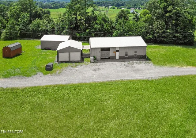 Homes for sale in Old Fort, TN | 320 Se Harris Rd, Old Fort, TN 37362 | MLS# 3251410
