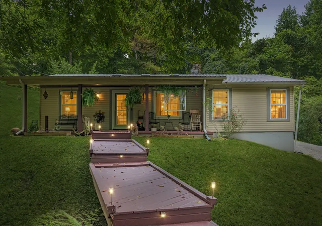 1st image of 206 Gunter Ridge Rd, Pulaski, TN 38478 | MLS# 3251434