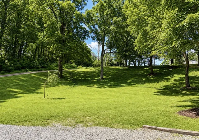 2nd image of 206 Gunter Ridge Rd, Pulaski, TN 38478 | MLS# 3251434
