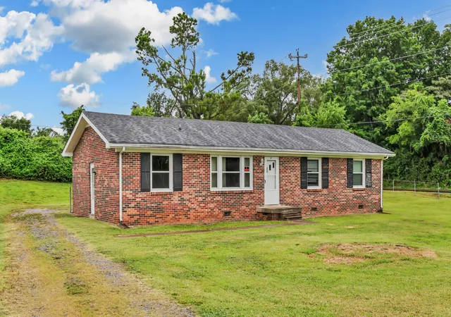 Homes for sale in Clarksville, TN | 101 Morningside Dr, Clarksville, TN 37042 | MLS# 3251493