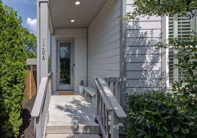 3rd image of 130A Rains Ave, Nashville, TN 37203 | MLS# 3264108
