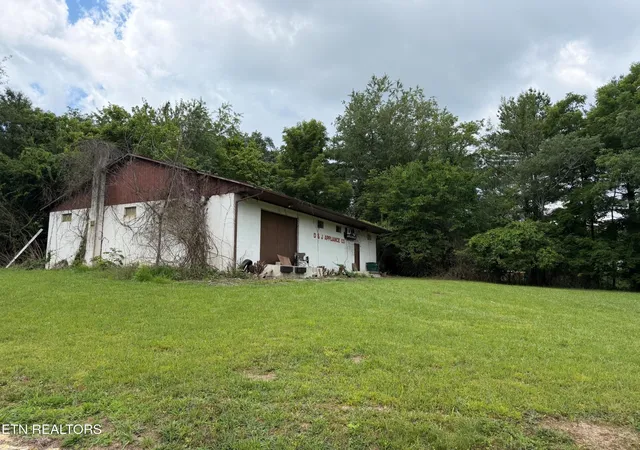 Photo 3 of Land for sale at 424 Cook Rd, Crossville, TN 38555 | MLS# 3251496 | Listing updated on 2026-08-20