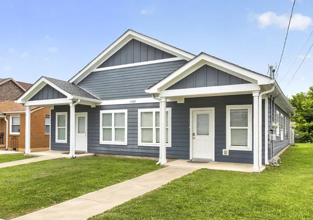 2nd image of 1520 16th Ave N, Nashville, TN 37208 | MLS# 3269447
