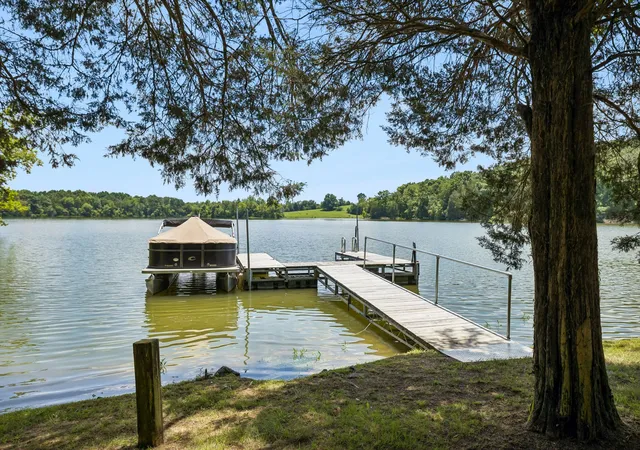 1st image of 1012 S Wrights Ct, Gallatin, TN 37066 | MLS# 3255364