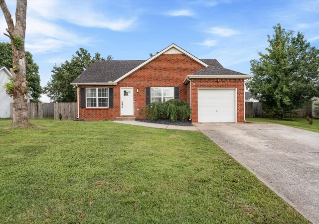 Photo 1 of Single family home for sale at 416 Barking Dr, Smyrna, TN 37167 | MLS# 3269659 | Listing updated on 2026-09-19