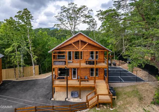 1st image of 640 Sunrise Boulevard, Sevierville, TN 37862 | MLS# 3267501