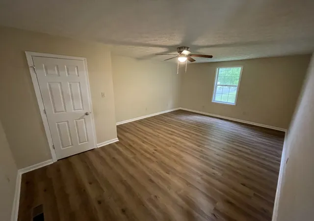 Photo 2 of Single family home for sale at 641 Airport Rd, Portland, TN 37148 | MLS# 3251554 | Listing updated on 2026-08-20