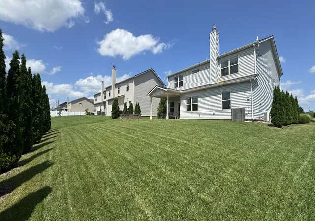 Photo 2 of Single family home for sale at 2905 Hen Brk Dr, Columbia, TN 38401 | MLS# 3252065 | Listing updated on 2026-08-16