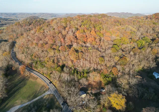 Photo 3 of Single family home for sale at 7449 River Rd Pike, Nashville, TN 37209 | MLS# 3251579 | Listing updated on 2026-10-05