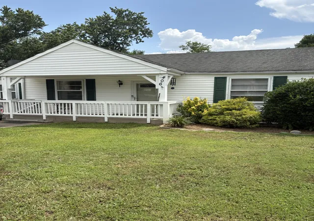 Single family home for sale at 406 Cottonwood Dr, Nashville, TN 37214 | MLS# 3251659