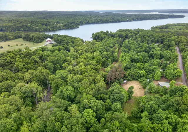 Homes for sale in Stewart, TN | 122 Lakeview Rd, Stewart, TN 37175 | MLS# 3258326