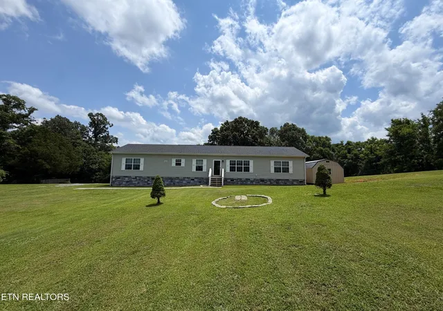 Homes for sale in Newport, TN | 1930 Sail Rd, Newport, TN 37821 | MLS# 3251683