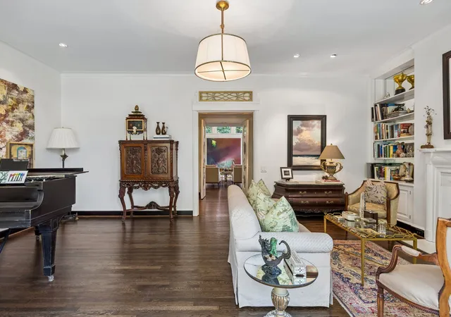 Photo 4 of Single family home for sale at 2200 Harding Pl #6, Nashville, TN 37215 | MLS# 3260503 | Listing updated on 2026-08-20