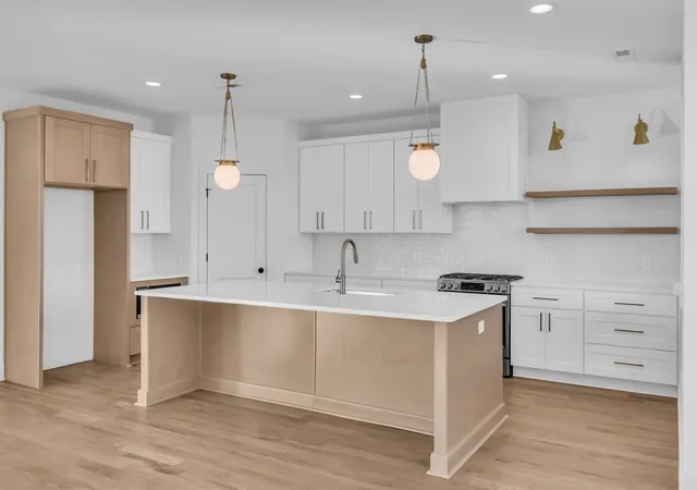 Photo 3 of Single family home for sale at 1531 E Stewarts Ln, Nashville, TN 37218 | MLS# 3260369 | Listing updated on 2026-09-14