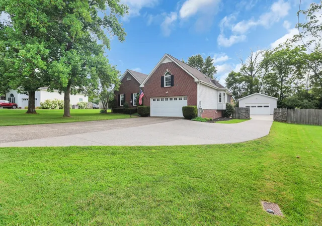 Homes for sale in Gallatin, TN | 189 Wimbledon Ct, Gallatin, TN 37066 | MLS# 3255492