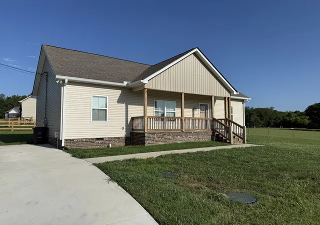 1st image of 2492 Jason Dr, Chapel Hill, TN 37034 | MLS# 3251930