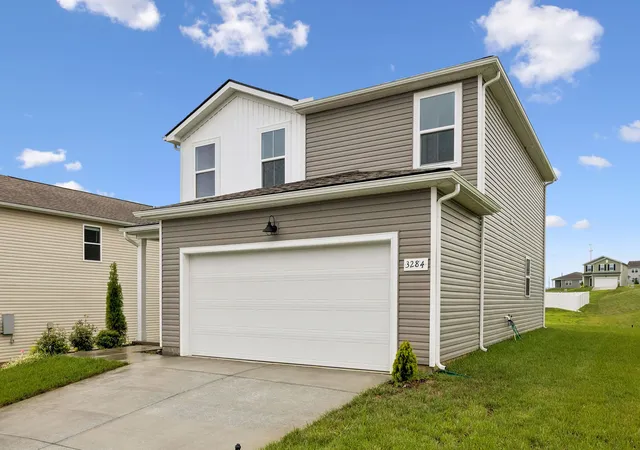 Photo 2 of Sale Pending at 3284 Barrel Oak Pass, Columbia, TN 38401 | MLS# 3251806 | Listing updated on 2026-08-04