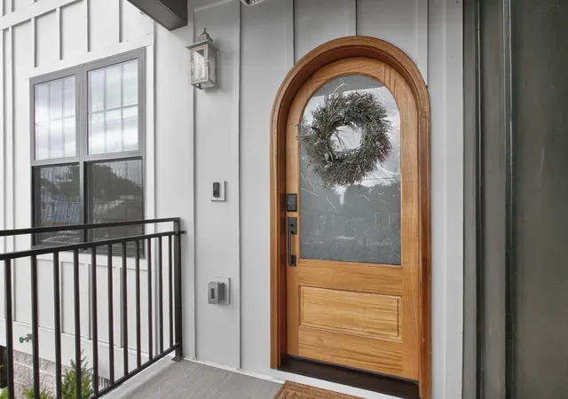 Photo 3 of Single family home for sale at 1106 North 6th St, Nashville, TN 37207 | MLS# 3302238 | Listing updated on 2026-08-11