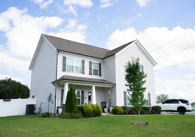 1st image of 201 Durum St, Shelbyville, TN 37160 | MLS# 3251782